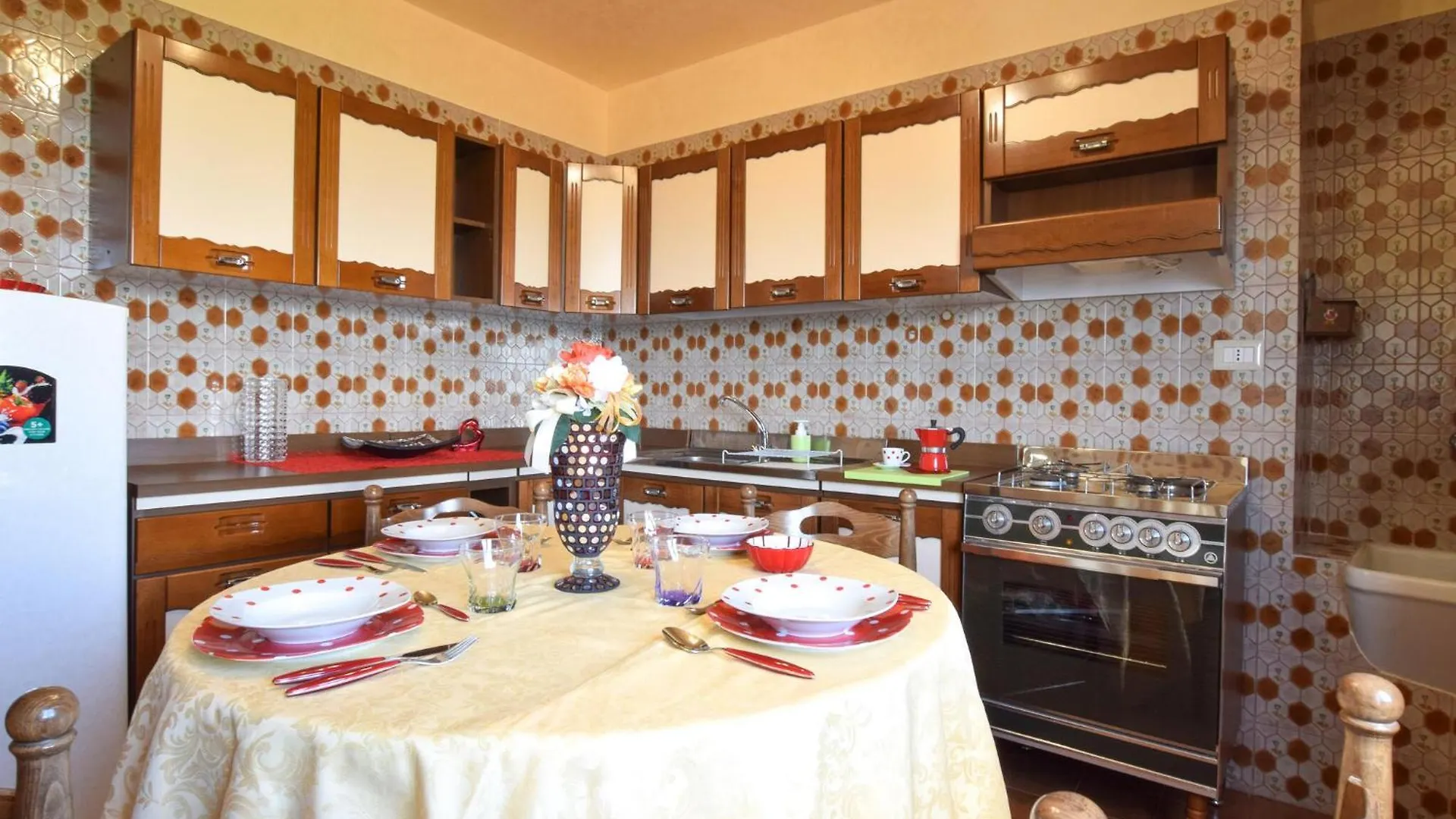 2 Bedroom Nice Apartment In Tusa
