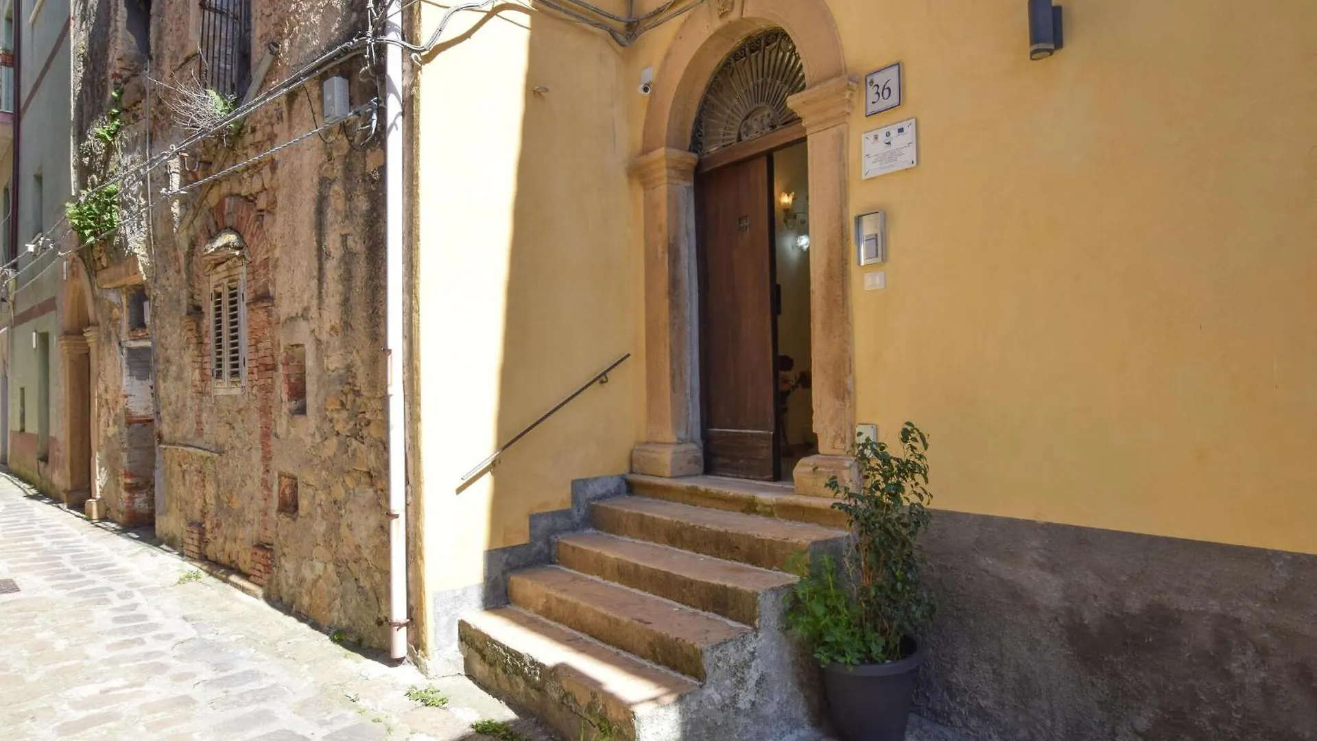 2 Bedroom Nice Apartment In Tusa